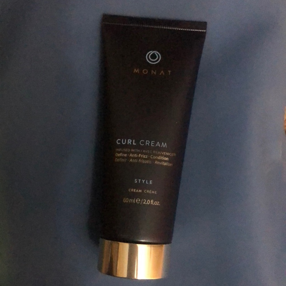 Monat Curl Cream